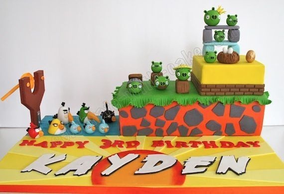 angry-birds-birthday-cake-collection-10