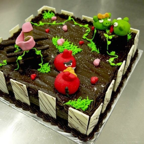 angry-birds-birthday-cake-collection-12