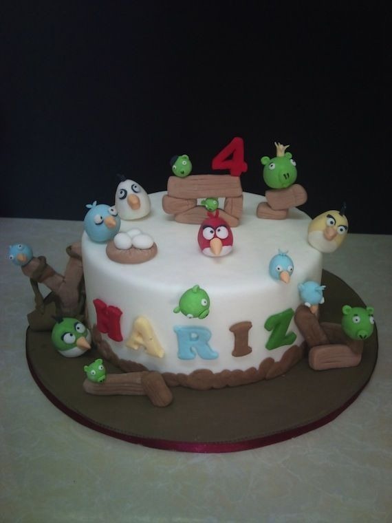 angry-birds-birthday-cake-collection-16