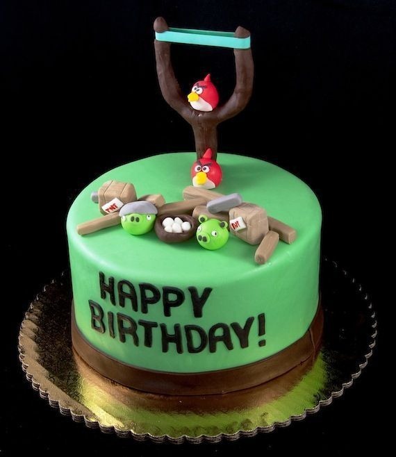 angry-birds-birthday-cake-collection-17