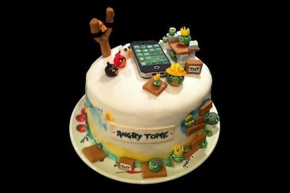 angry-birds-birthday-cake-collection-20