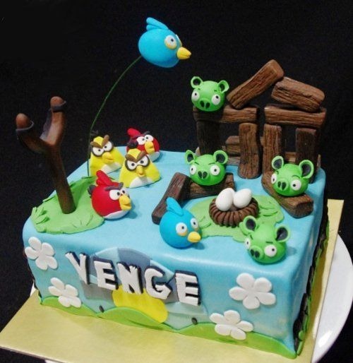 angry-birds-birthday-cake-collection-26