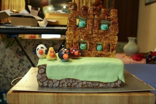 angry-birds-cake-collection-32