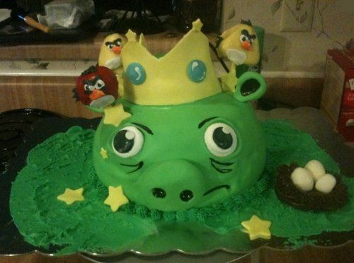 angry-birds-cake-collection-35